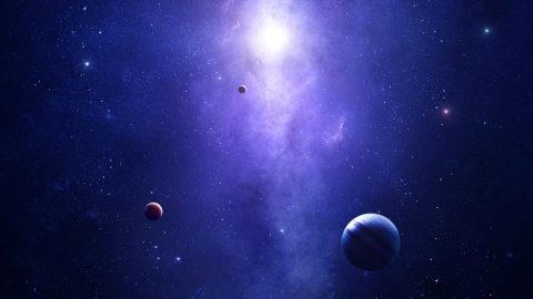 सृष्टि गरिएको र सृष्टि नगरिएको कुनै पनि प्राणीले सृष्टिकर्ताको पहिचानलाई प्रतिस्थापन गर्न सक्दैन